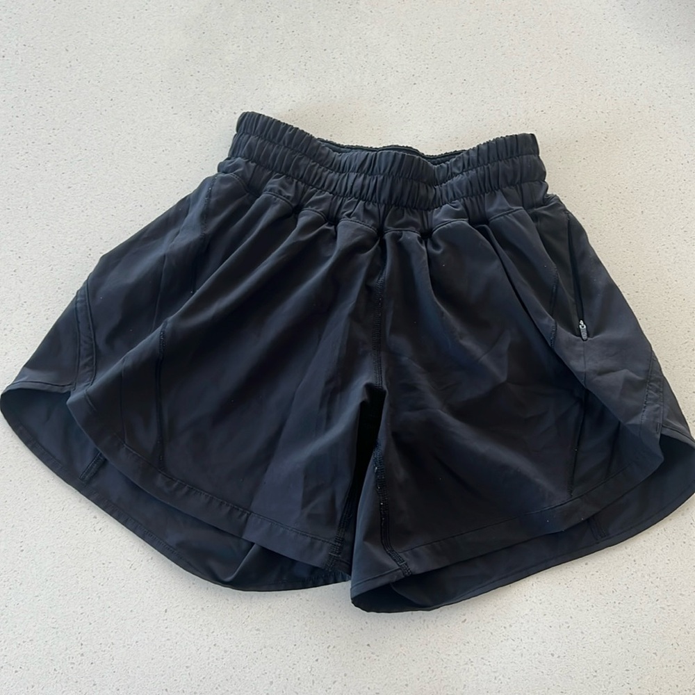 - Lululemon Hotty Hot Lined 4” shorts